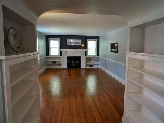 4th image of 425 W College Ave