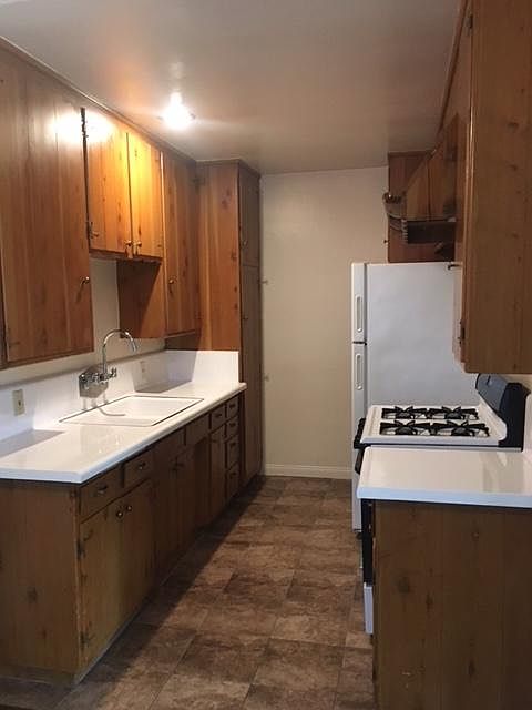 1st image of 4232 Fair Ave #15