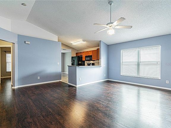 3rd image of 13136 Carrollwood Creek Dr