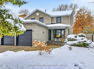 1 Mendys Frst, Aurora, ON L4G 5A4