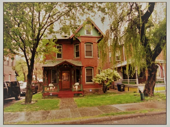 363 Laurel St #2, Hartford, CT 06105
