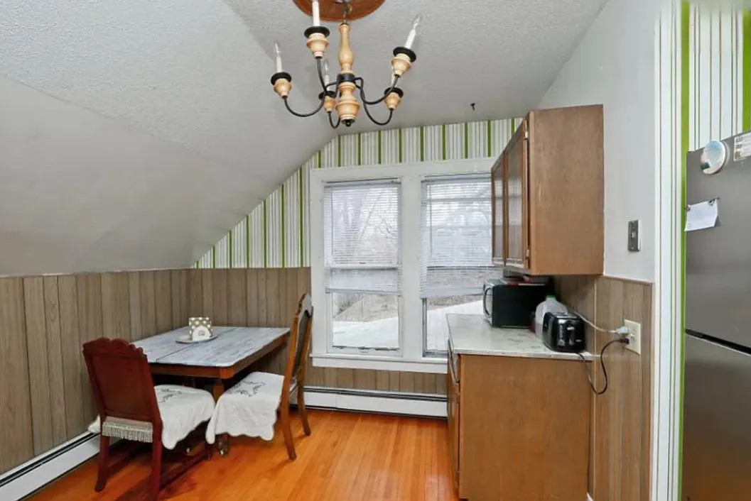 2 bed, 700 sqft, $1,425 — Photo 1
