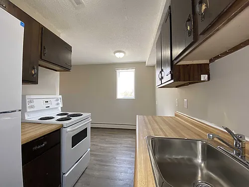 262 Pinehouse Pl Photo 1