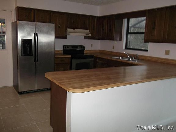 2nd image of 543 Silver Course Cir