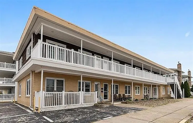 301 E Lavender Rd #B — Photo 7