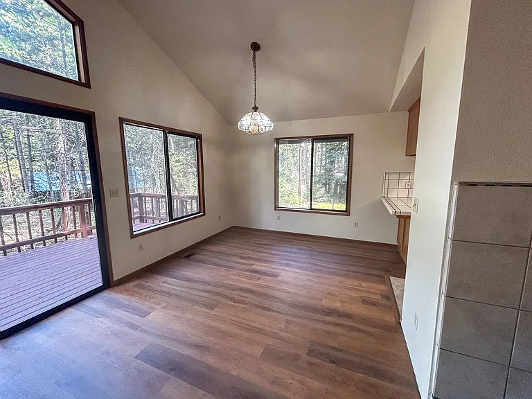 7333 Mill Creek Rd — Photo 6