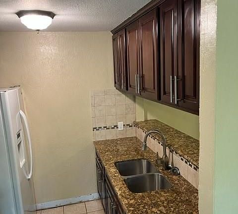 5th image of 7509 Oriole Dr