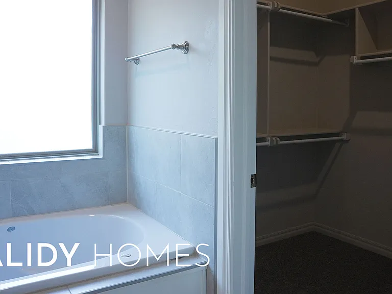 5216 Bing Cir — Photo 33