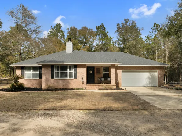 1141 Country Living Rd, Baker, FL 32531
