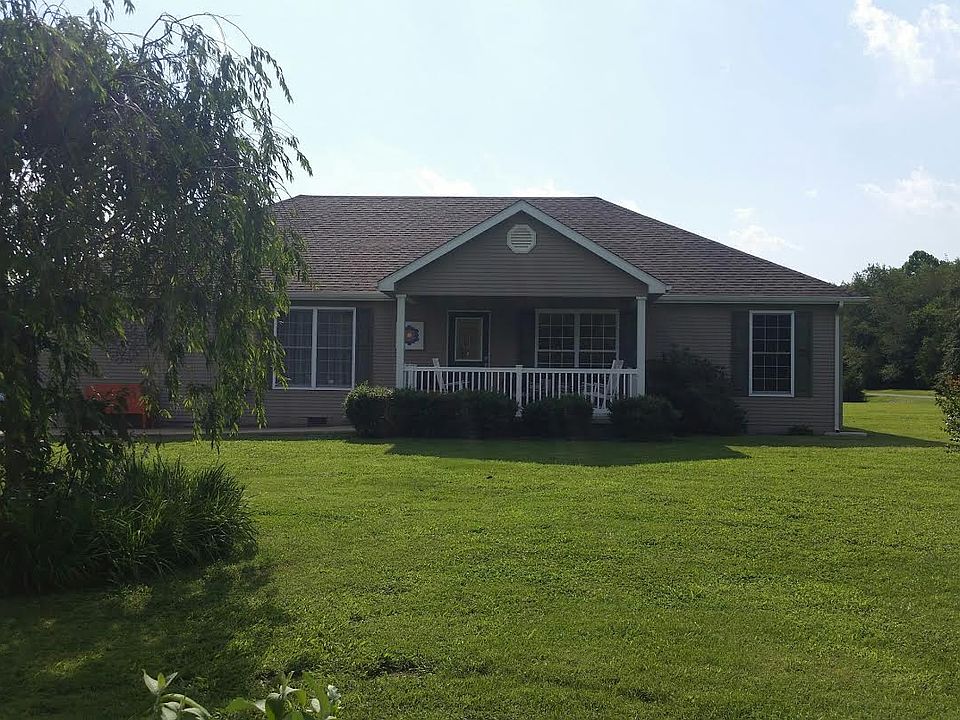 1st image of 153 Redwood Dr