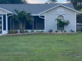 9460 77th St, Vero Beach, FL 32967