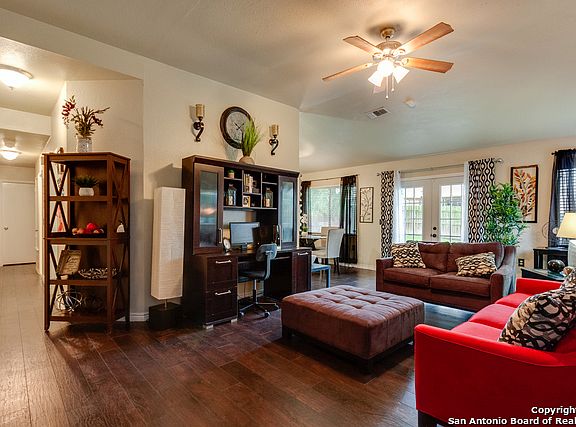5th image of 6814 Hillside Blf