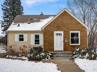 1962 Hawthorne Ave E, Saint Paul, MN 55119