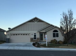 568 Lakerose Loop, Richland, WA 99352