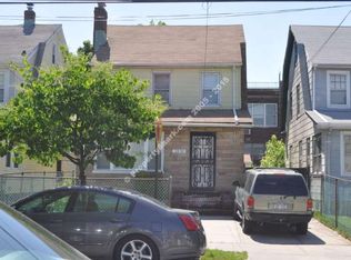 11228 200th St, Saint Albans, NY 11412
