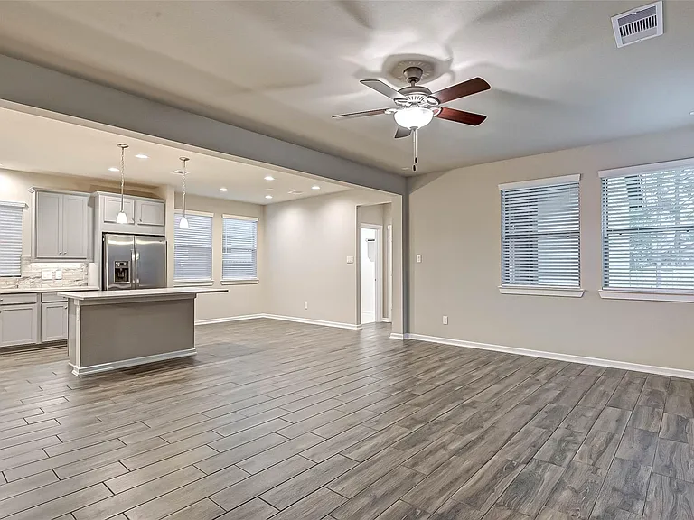 115 Sugar Peak Ct — Photo 7