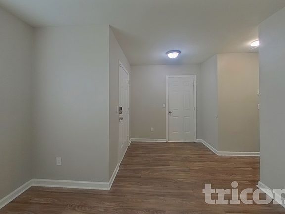 4th image of 513 Gentle Breeze Ln