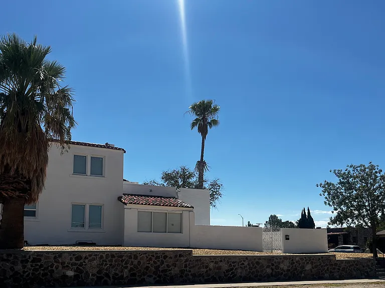 4101 Trowbridge Dr — Photo 2