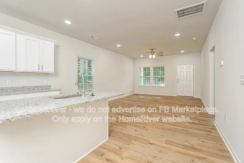 4 bed, 3.0 bath, 1634 sqft, $1,990 — Photo 4