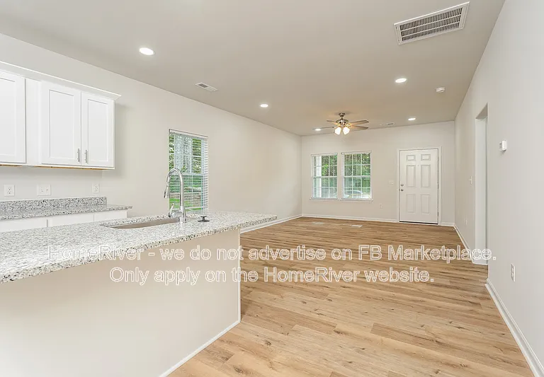 3350 Cardinal St — Photo 4