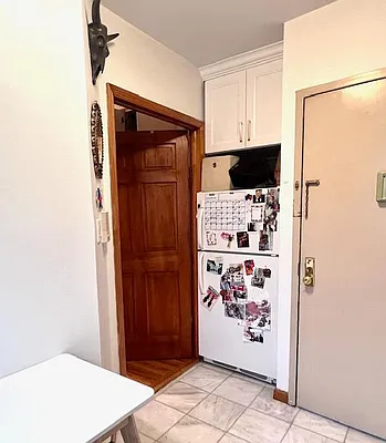 Rented by Apple Exclusive Realty Inc | media 11