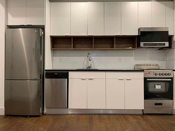 3rd image of 298 Ellery St #B1