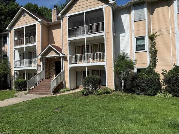 3111 Darden Rd, Greensboro, NC 27407