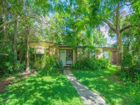 490 Sandia Avenue, Port St Lucie, FL 34983
