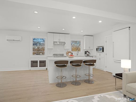 2nd image of 39 Crane Road