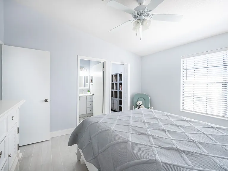 7667 N Wickham Rd #1219 — Photo 7