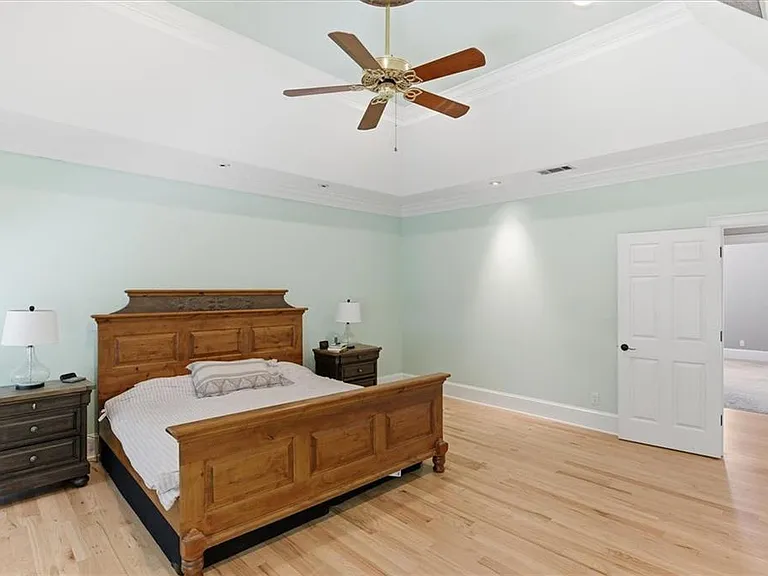 1247 Manor Oaks Ct — Photo 35