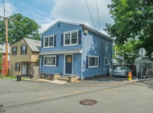 37 Embury Pl, Mount Tabor, NJ 07878