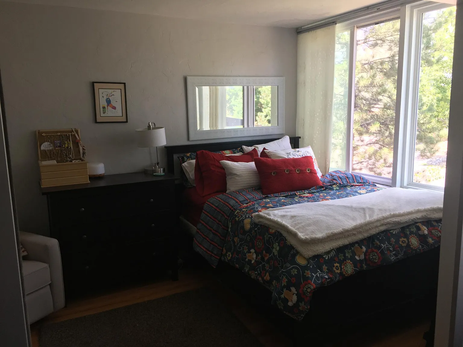 2 bed, 716 sqft, $2,200 — Photo 3