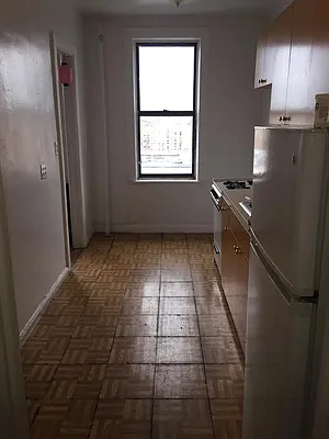Rented by Roberto Guilbet, LREB | media 11