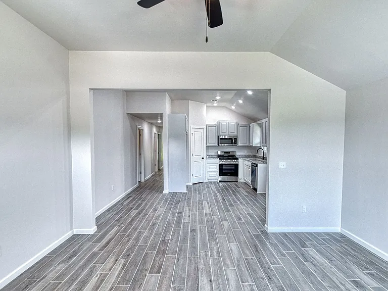 928 Varenna Ct — Photo 5