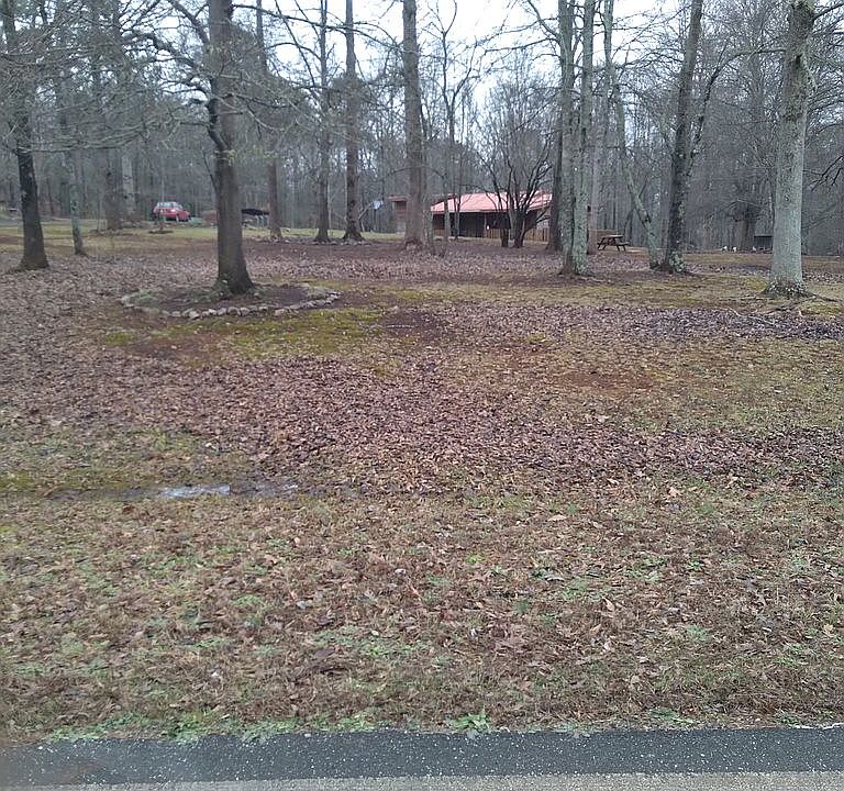 2nd image of 48 Wildflower Rd