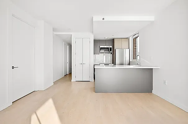 Rented by CW Realty Property Management LLC | media 26