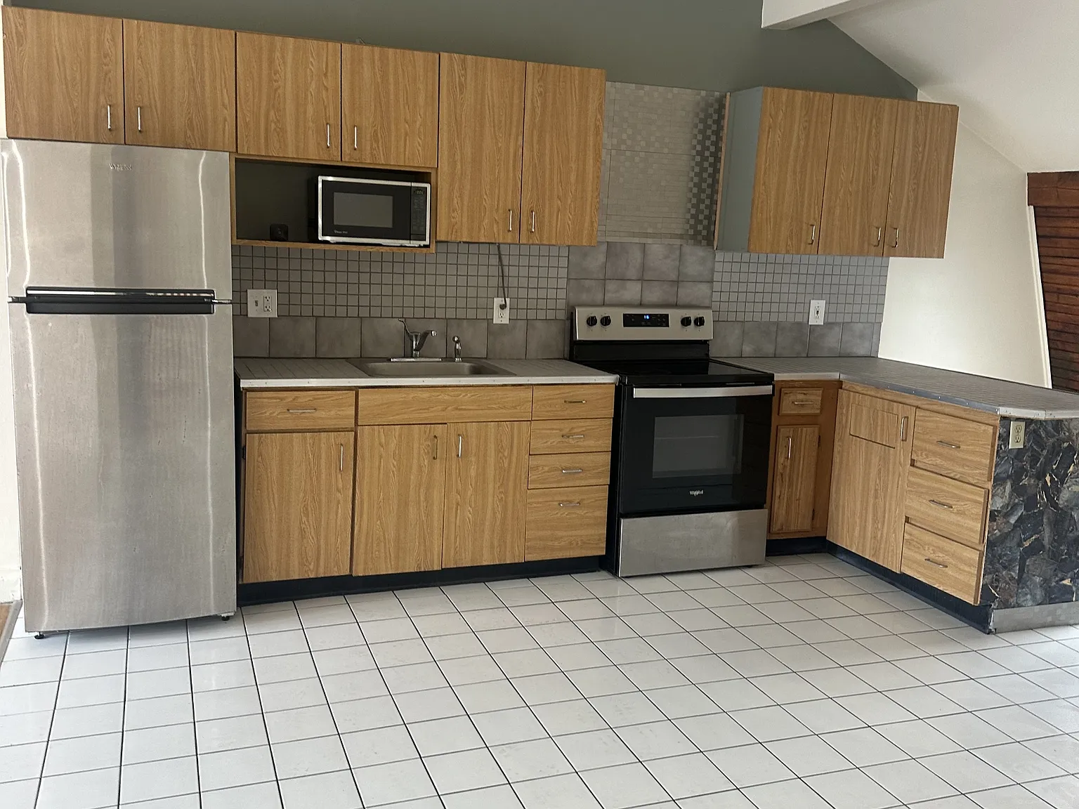 17 Catherine Street - 4 — Photo 1