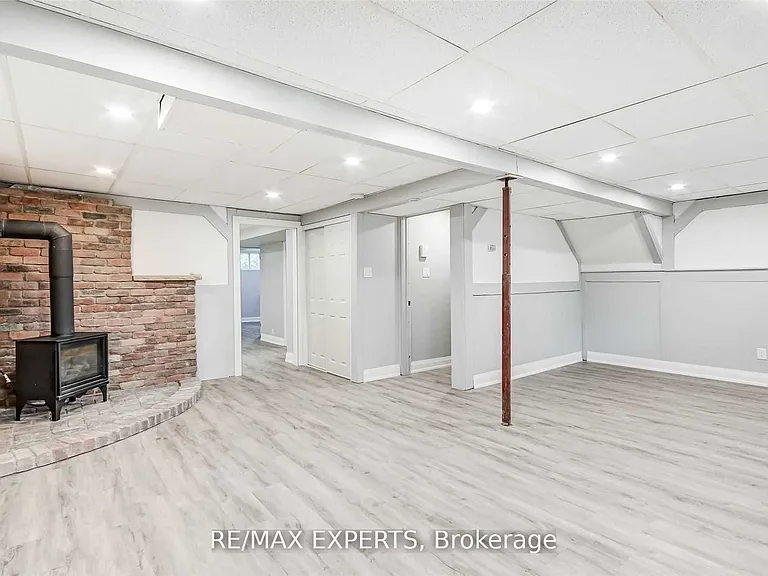39 The Blvd #LOWER — Photo 18