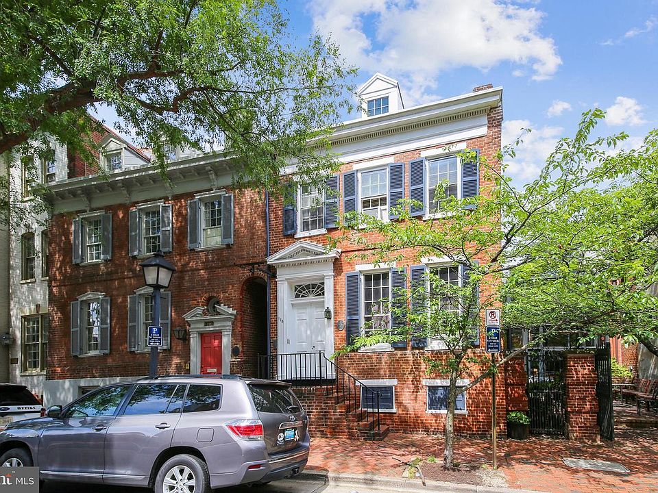 1st image of 113 S Saint Asaph St #2