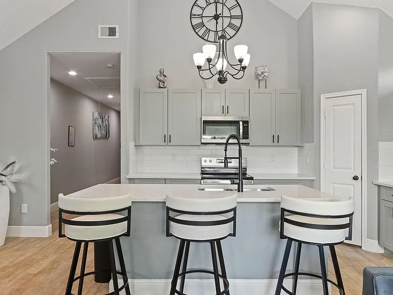 5607 Bacher St #B — Photo 3