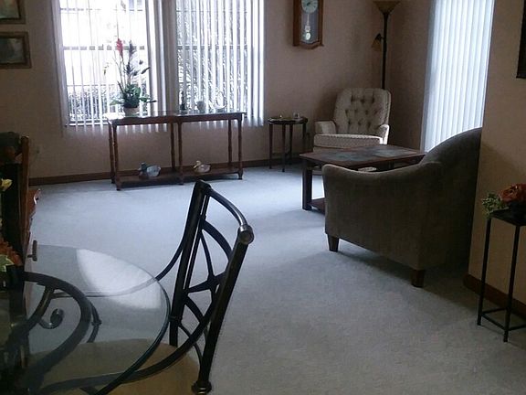 2nd image of 201 Bayshore Ave Unit 2