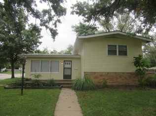 954 N Denmark Ave, Wichita, KS 67212