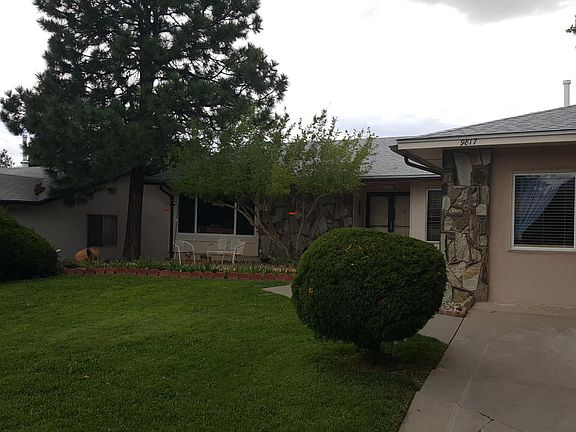 3rd image of 9817 Lona Ln NE