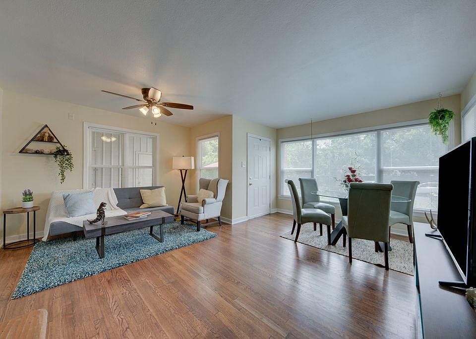 1st image of 227 Karen Ln #227