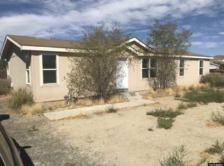 2555 Toiyabe St, Silver Springs, NV
