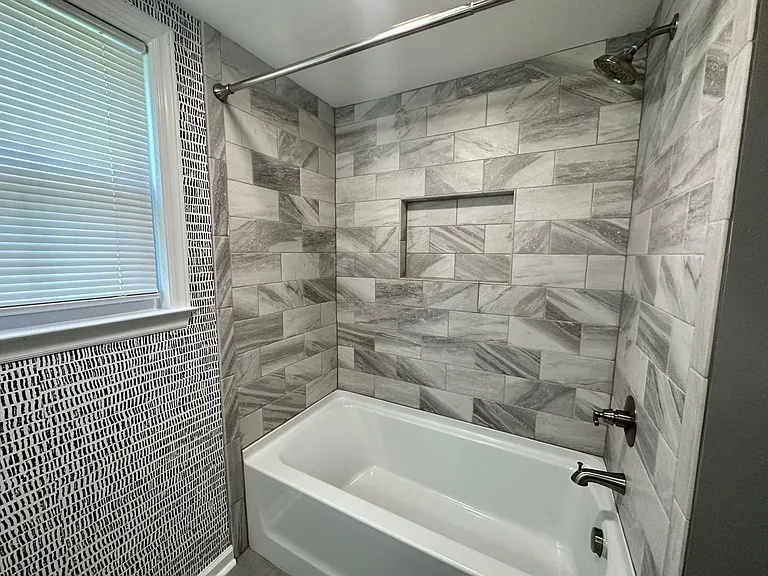 2461 W Clemmonsville Rd #B — Photo 7