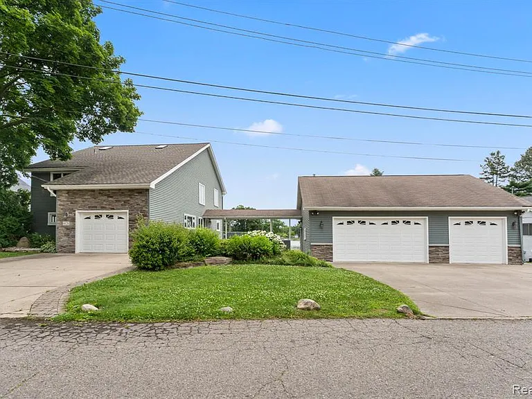 6628 Longworth Dr — Photo 28
