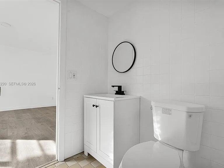 8295 NE Miami Ct #4 — Photo 37
