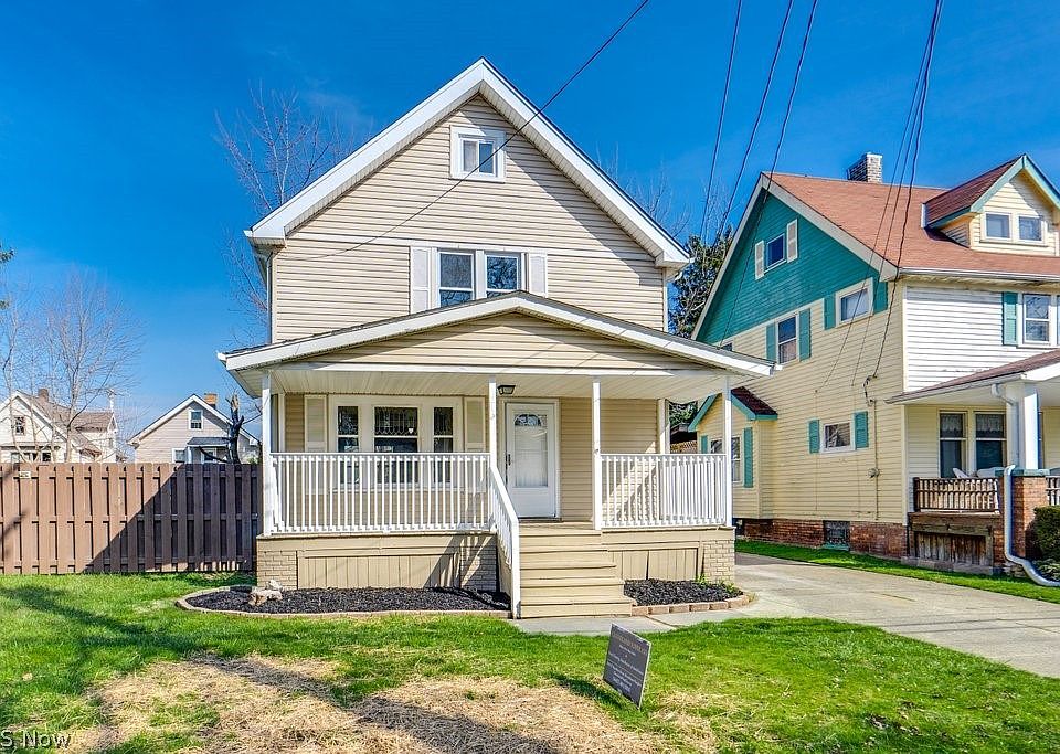 1st image of 2406 Roanoke Ave